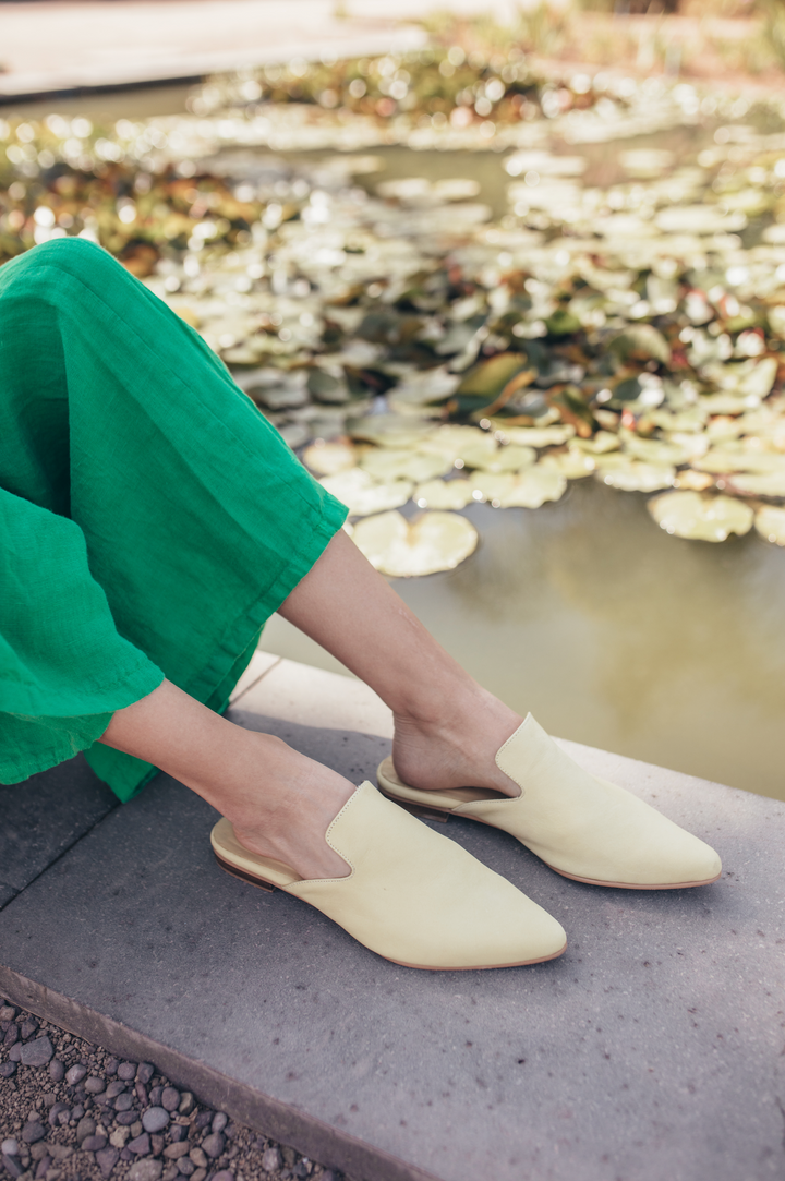 Puntilla Isidora Amarillo